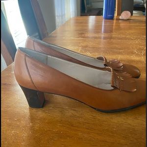 Brown Salvatore Ferragamo Pumps Size 10 AA